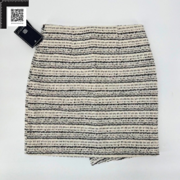 Bagatelle - Small NWT - Tweed-like Black & White Metallic Faux Wrap Skirt - Picture 4 of 8